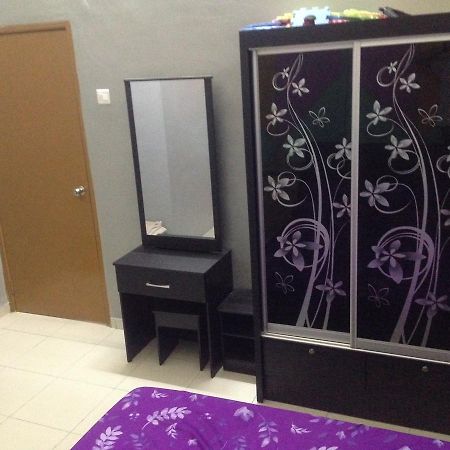Teratakmuslim H'H Villa Malacca Екстериор снимка