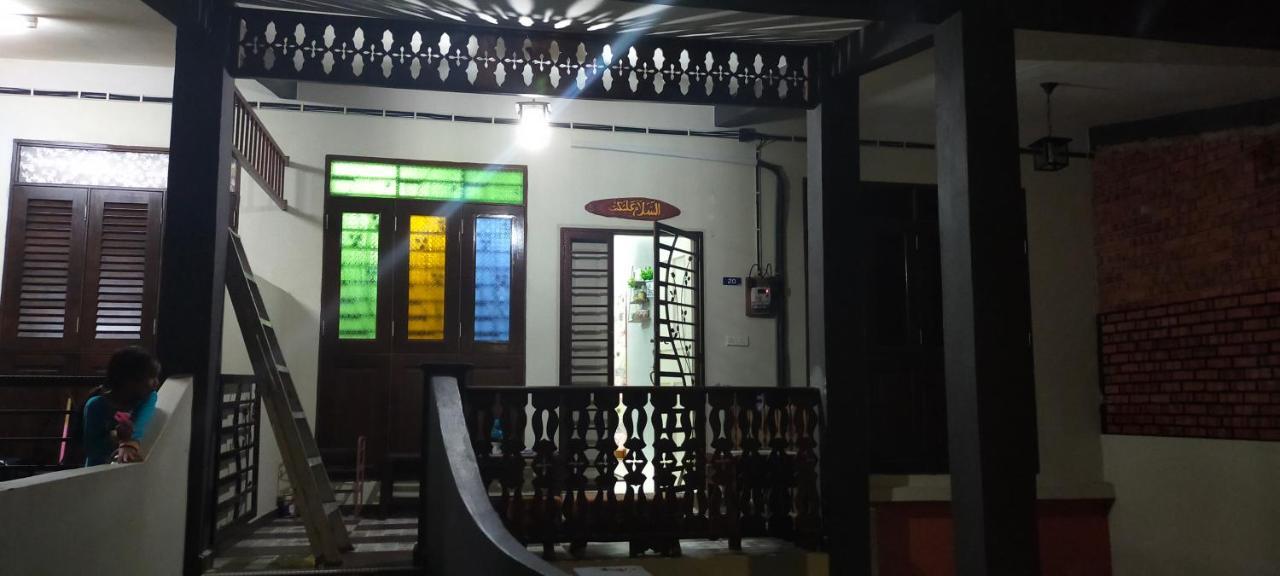 Teratakmuslim H'H Villa Malacca Екстериор снимка
