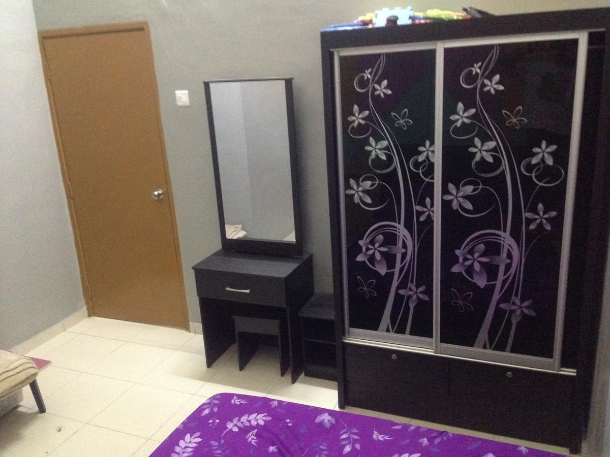Teratakmuslim H'H Villa Malacca Екстериор снимка